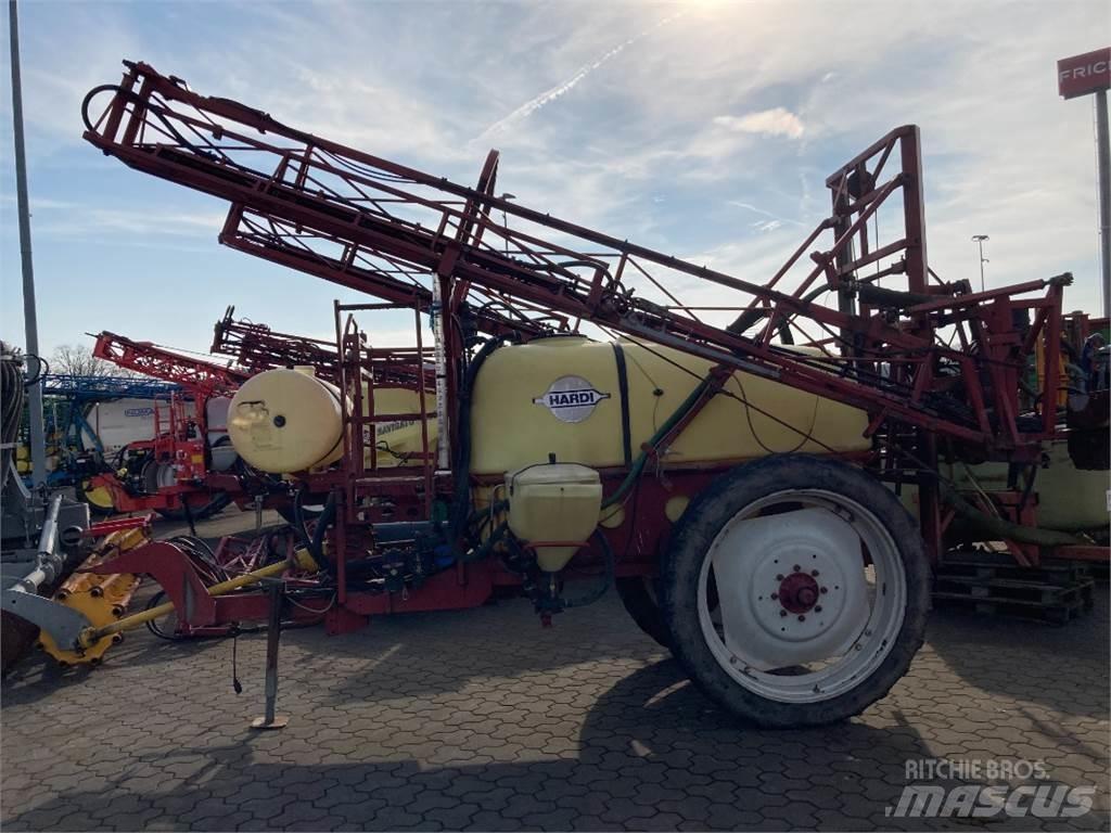 Hardi TZY 2400 Dragna sprutor