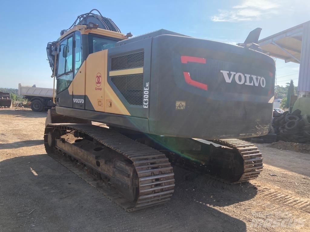 Volvo EC 300 E Bandgrävare