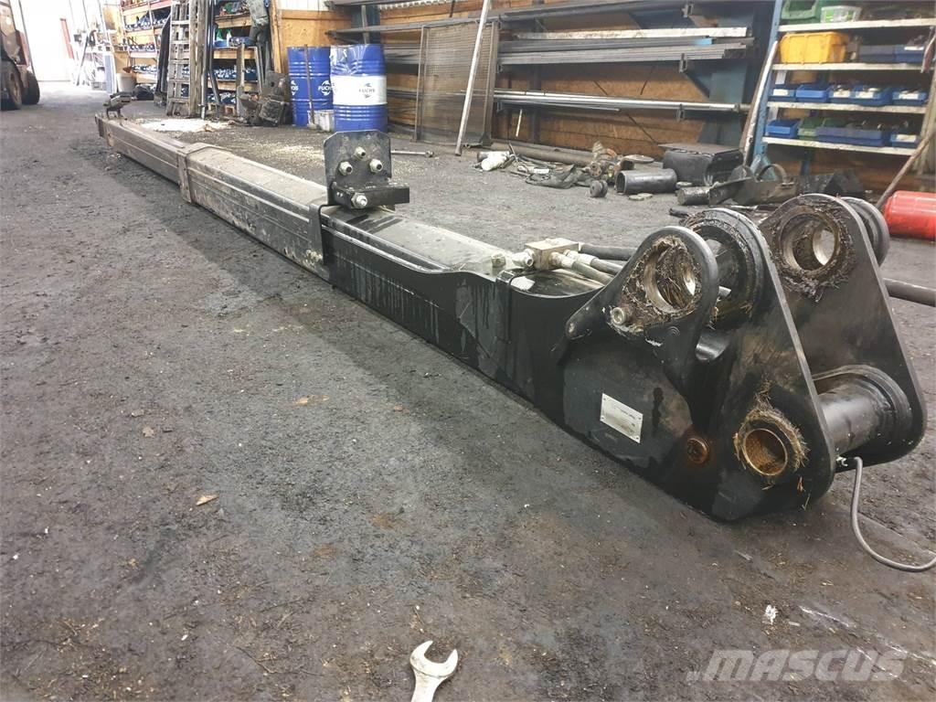 John Deere CH 710 Skotarkranar