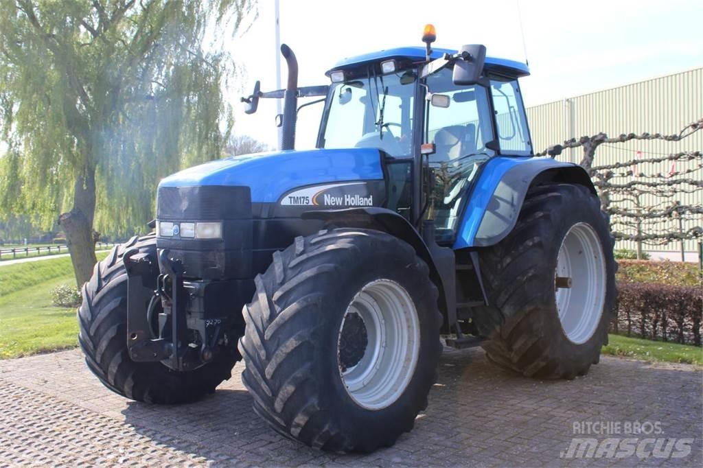 New Holland TM175 Traktorer