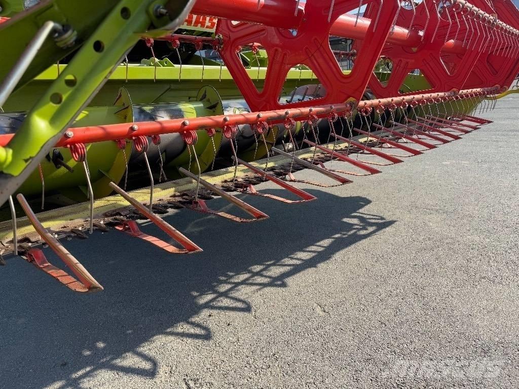CLAAS Tucano 420 APS Skördetröskor