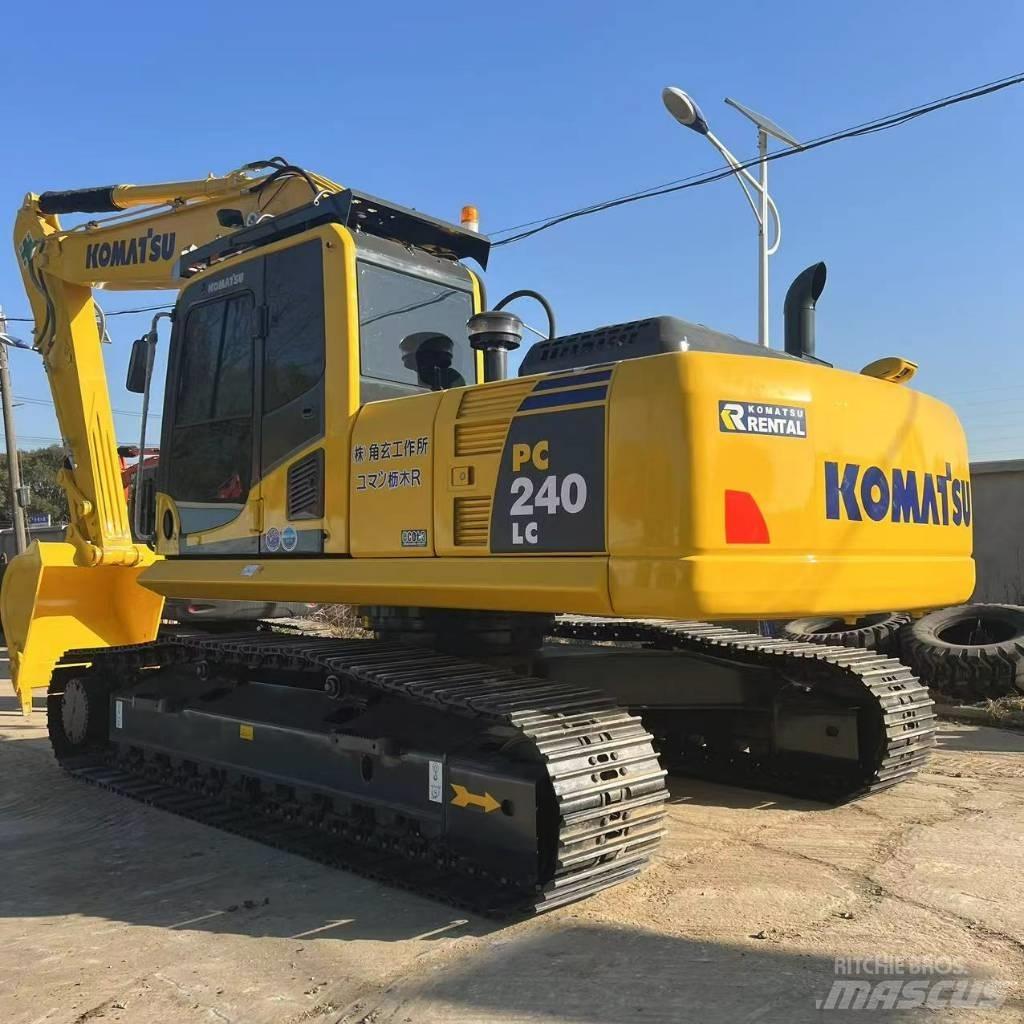 Komatsu PC240LC-8 Minigrävare < 7t