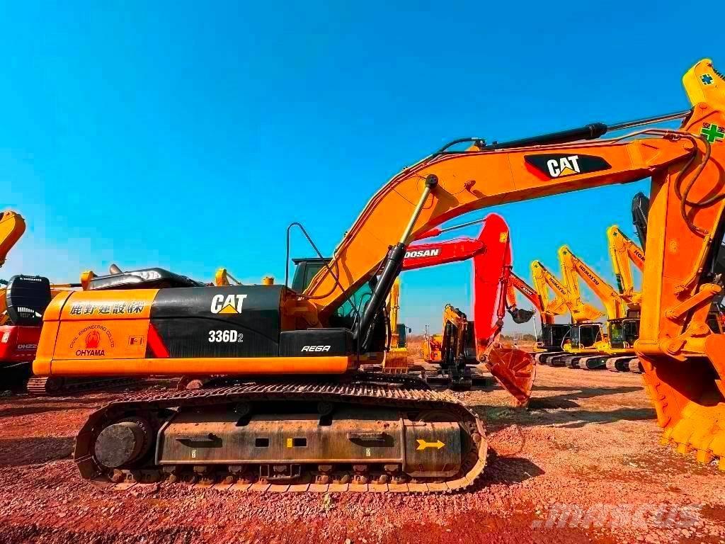 CAT 336 D2 Bandgrävare