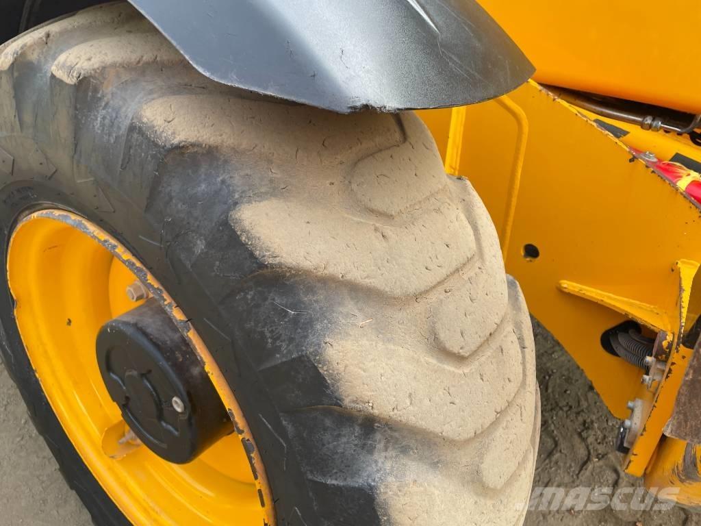 JCB 540-140 Teleskoplastare