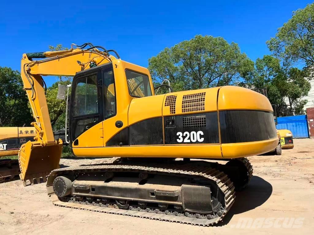 CAT 320 C L Bandgrävare