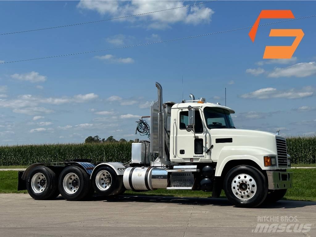 Mack Pinnacle CH613 Dragbilar