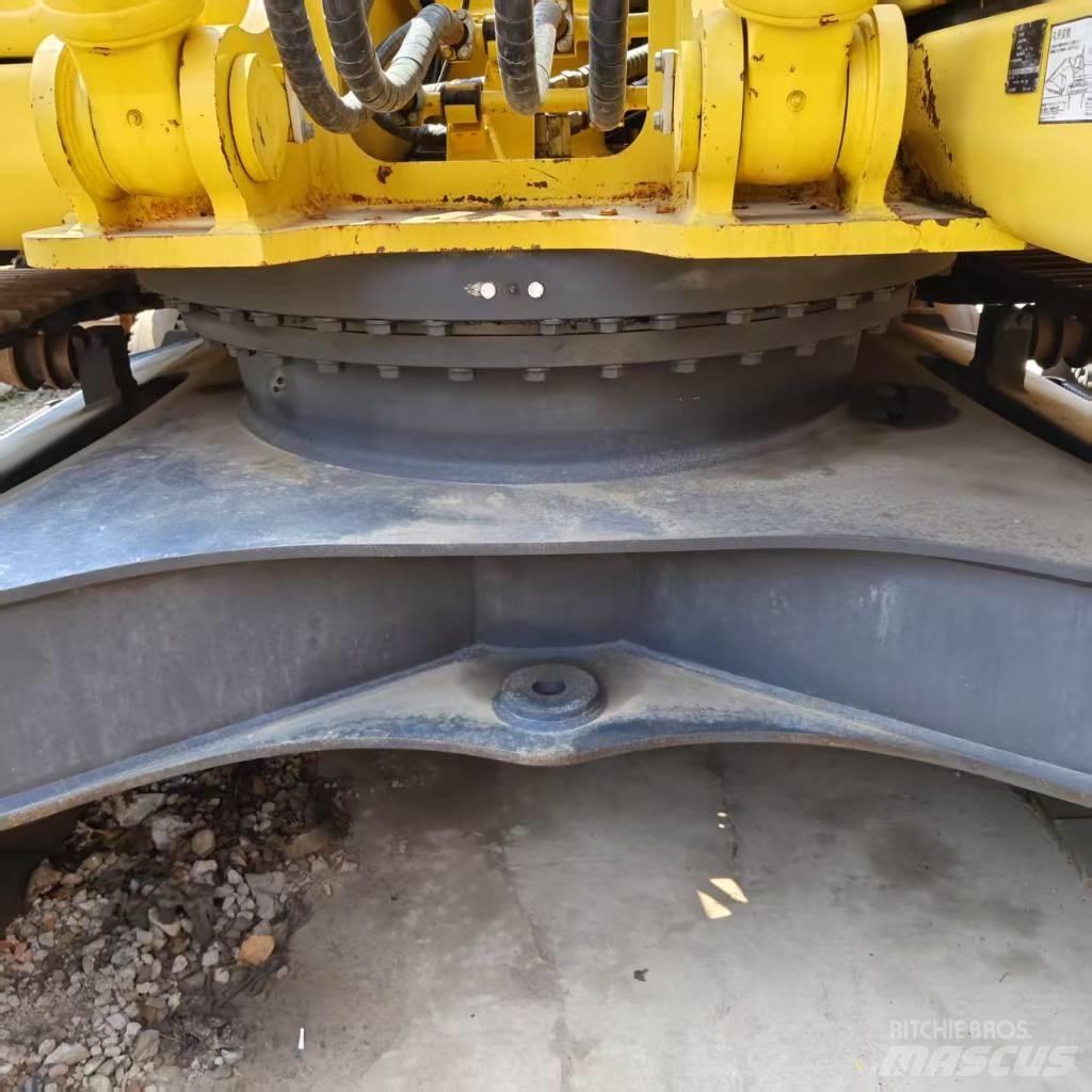 Komatsu PC 350-8 Bandgrävare
