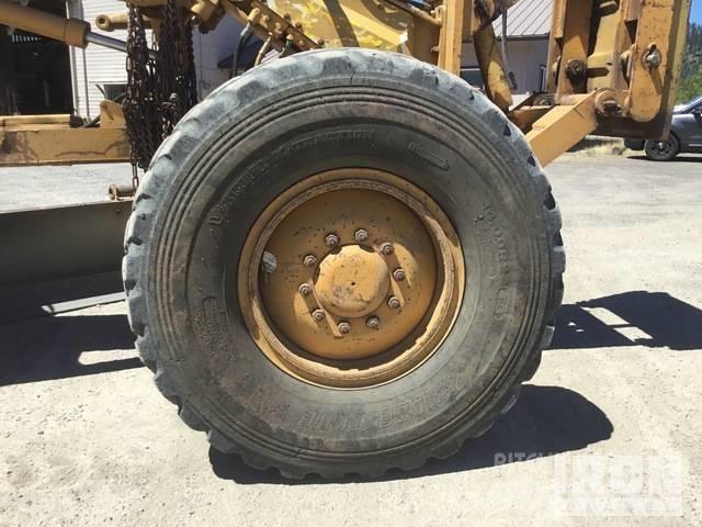 CAT 140 G Väghyvlar