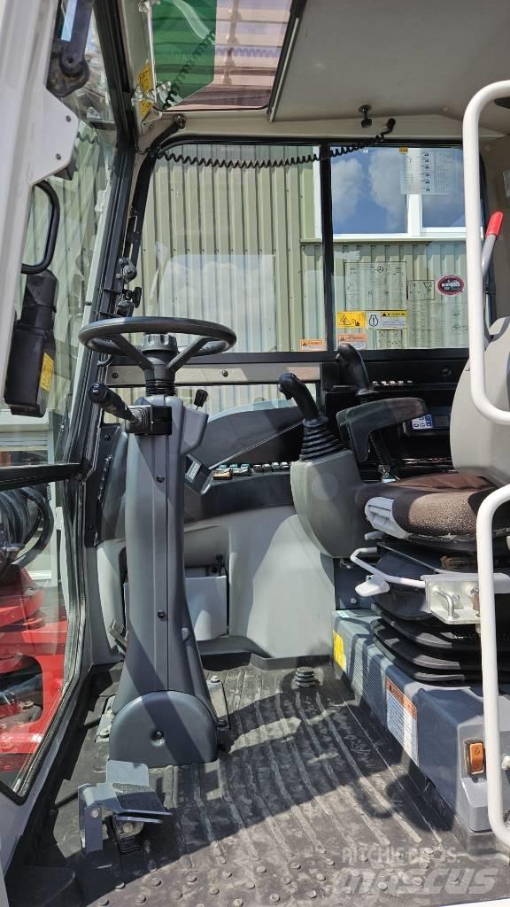 Takeuchi TB295W Hjulgrävare