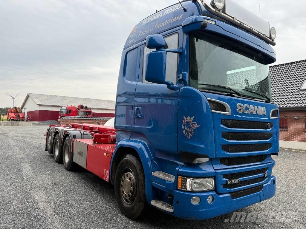 Scania R520 8x4 Lastväxlare med kabellift