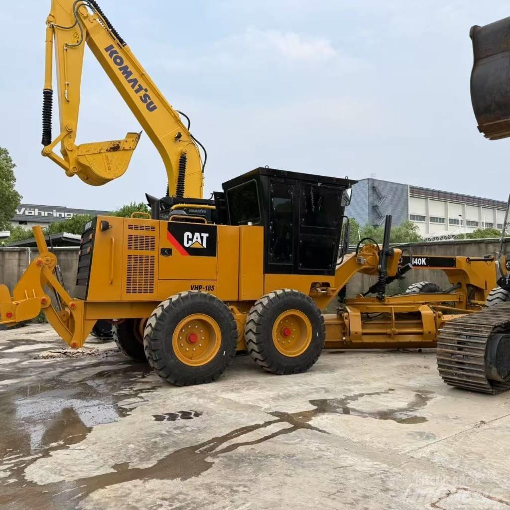CAT 140 K Väghyvlar
