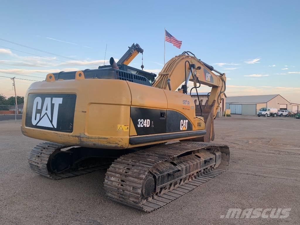 CAT 324 D L Bandgrävare