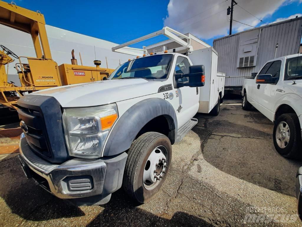 Ford F 550 Flakbilar/Pickuper