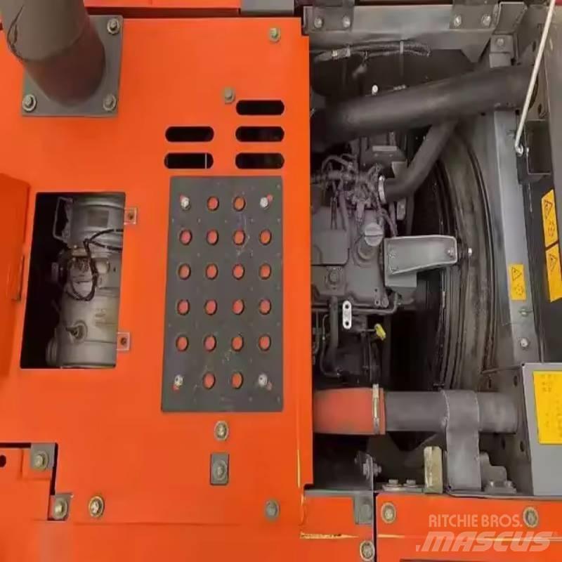 Hitachi ZX 130 Bandgrävare