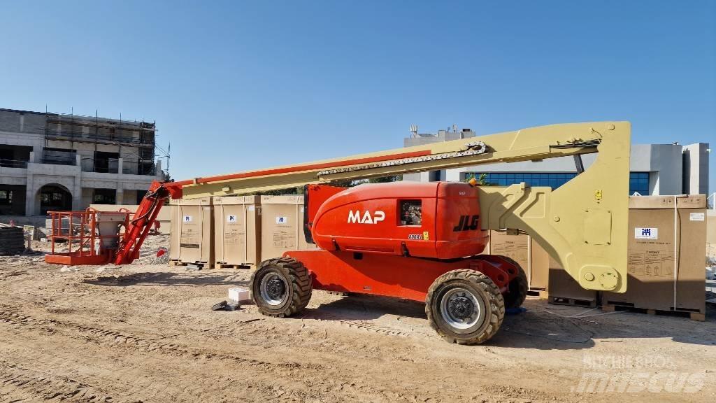 JLG 800AJ Bomliftar