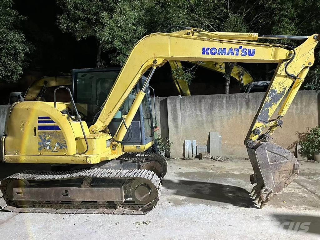 Komatsu PC 70-8 Bandgrävare