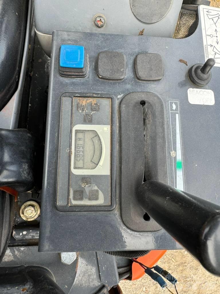Hitachi ZX19U-5 Minigrävare < 7t