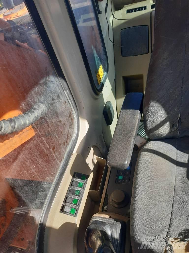 Daewoo DX340 LC V Bandgrävare