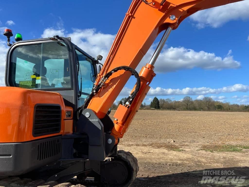 Doosan DX 85 R Midigrävmaskiner 7t - 12t