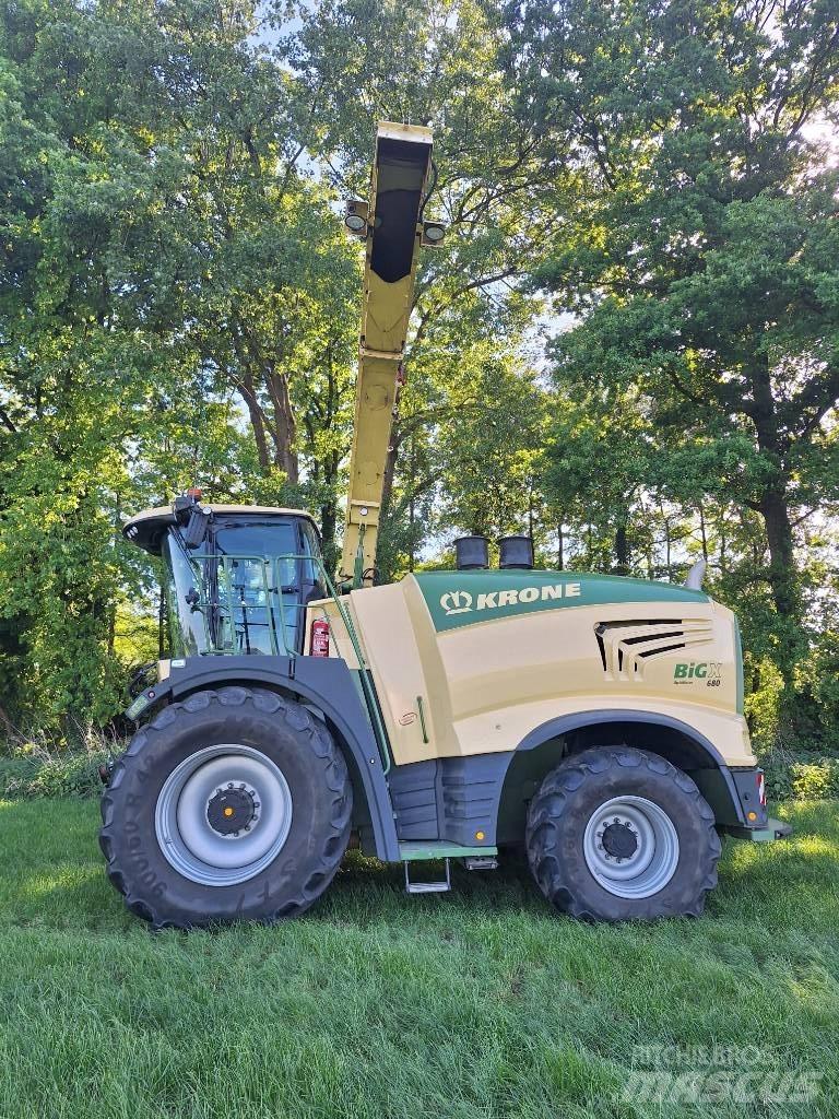 Krone Big X 680 Självgående fälthackar