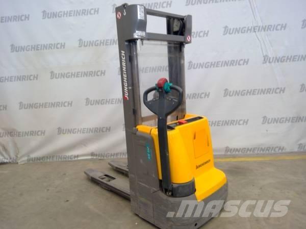 Jungheinrich EJC 112 Staplare-led