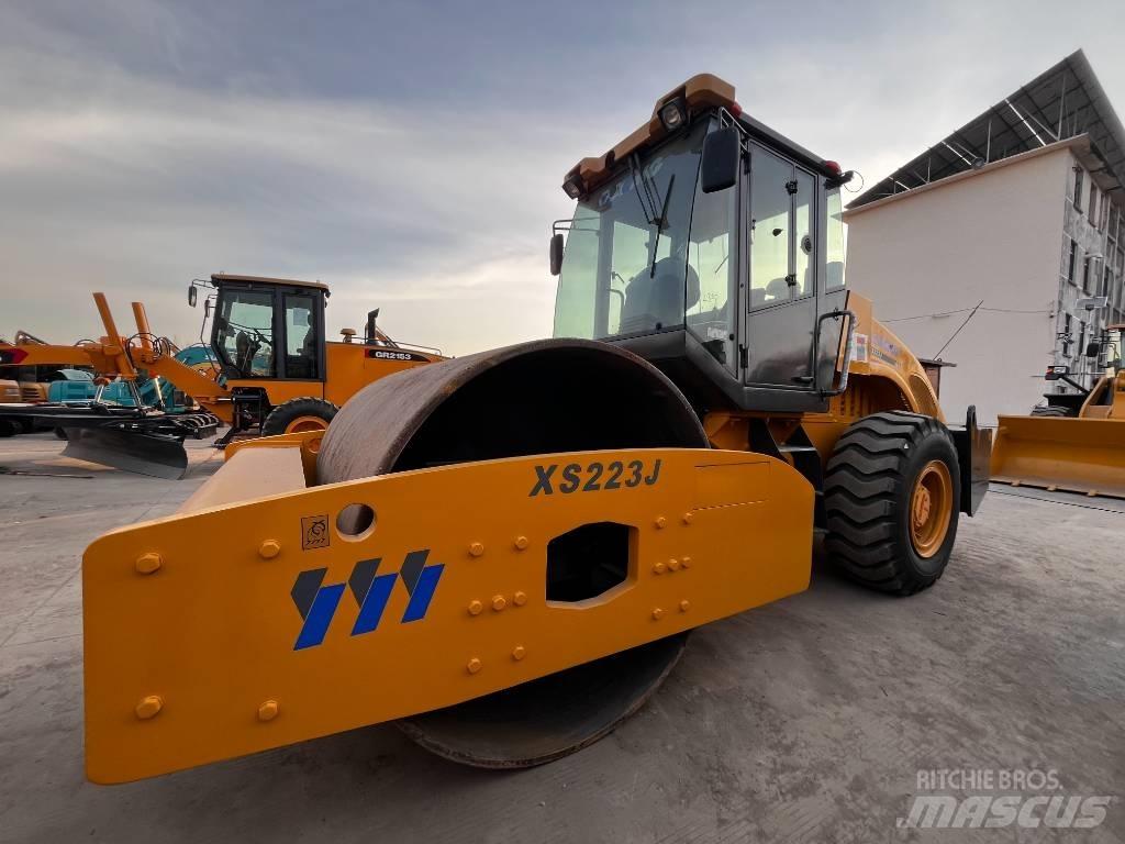 XCMG XS 223 J Envalsvältar