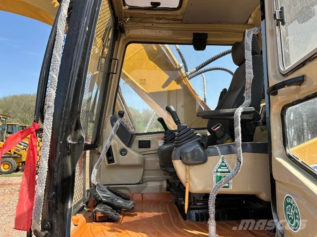 CAT 320BL Bandgrävare