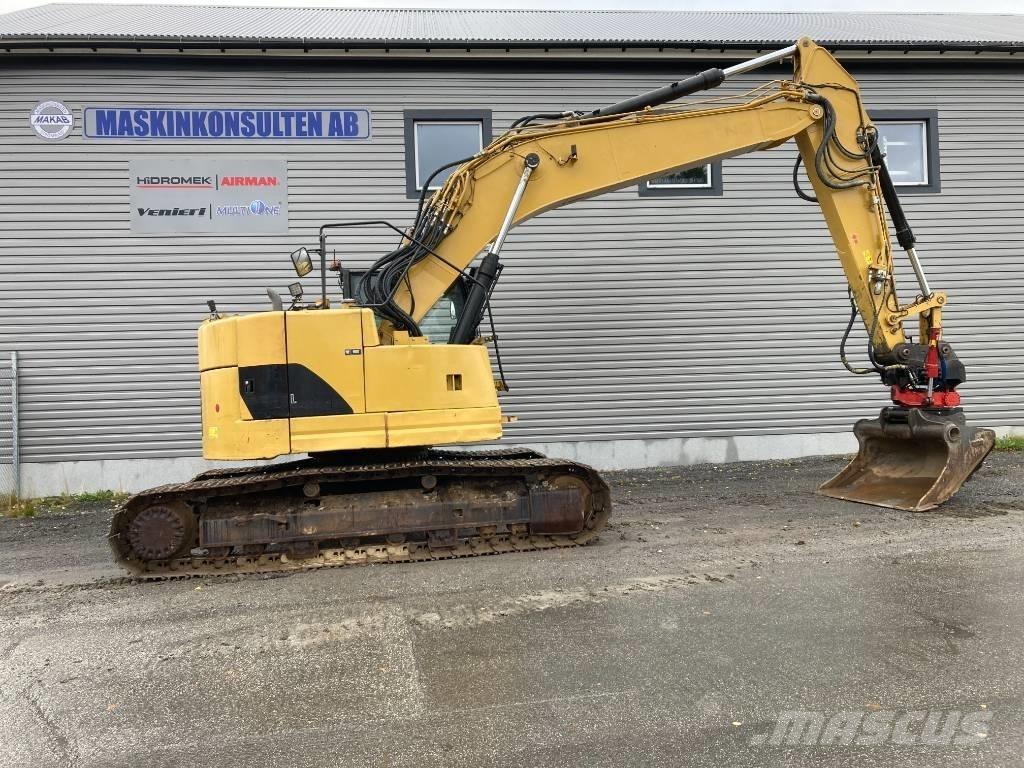 CAT 321 D L Bandgrävare