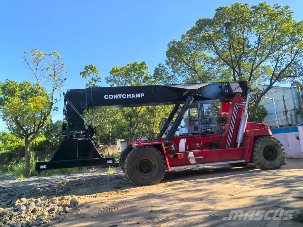 Kalmar DRF 450 Reachstackers