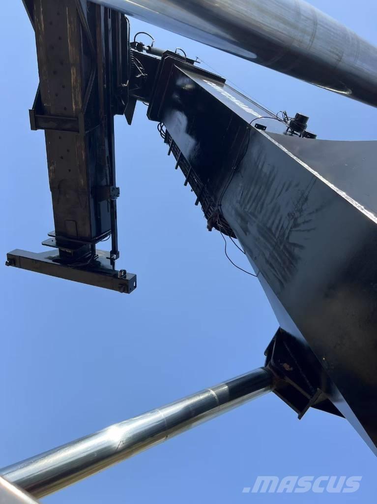 Kalmar DRF 450 Reachstackers