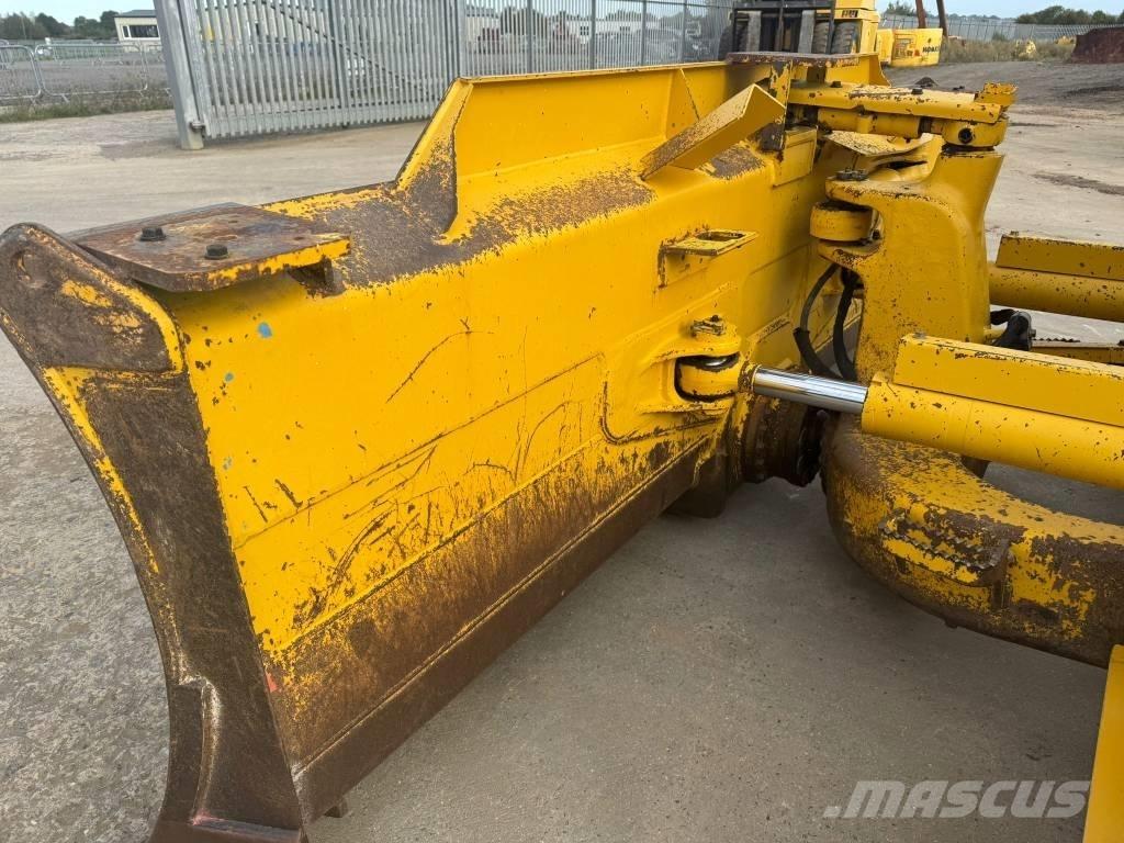 Komatsu D61PX-24 Bandschaktare