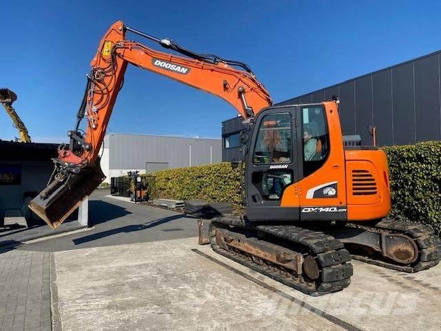Doosan DX140 LCR-5 Bandgrävare