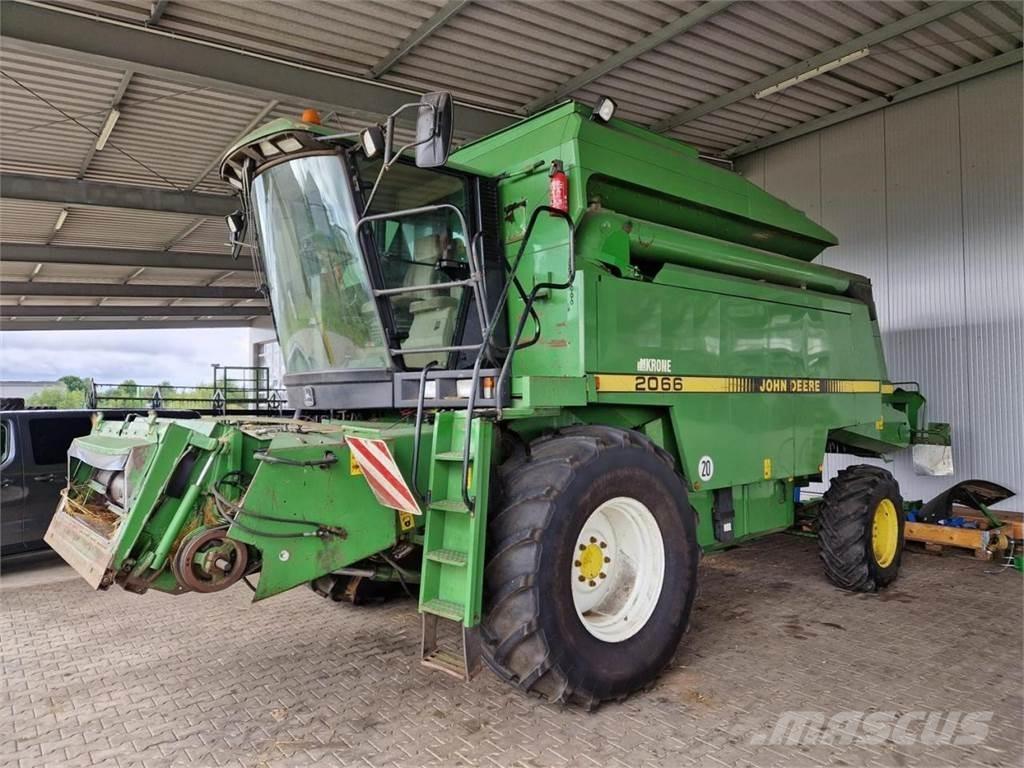 John Deere 2066 Skördetröskor