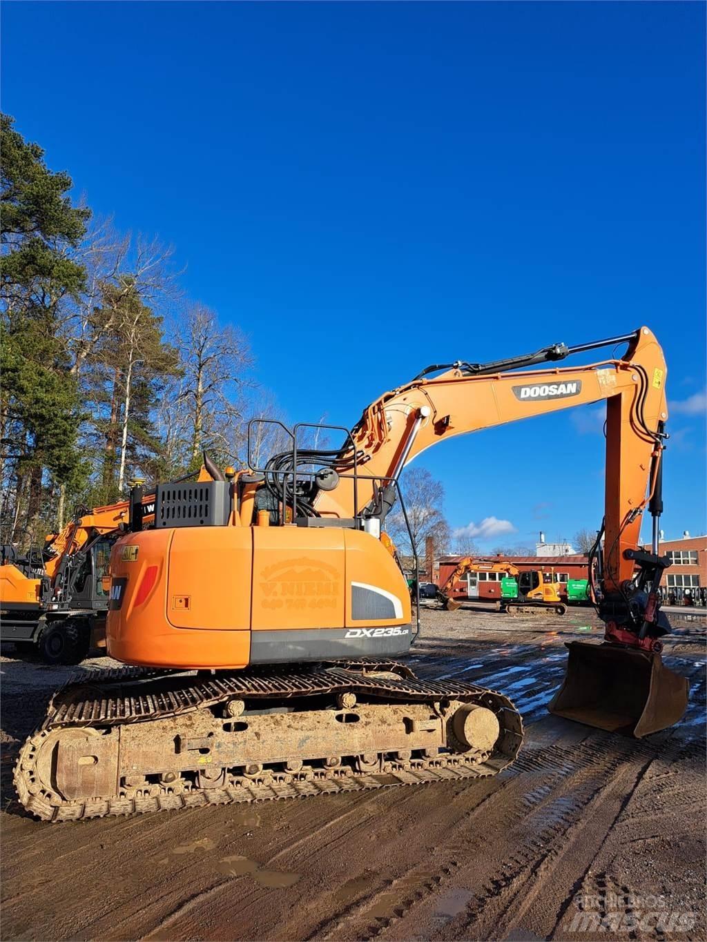 Doosan DX235LCR-5 Bandgrävare