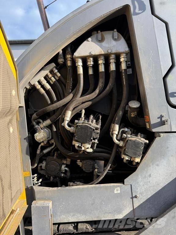 Dynapac SD 2500 CS Asfaltsläggningsmaskiner