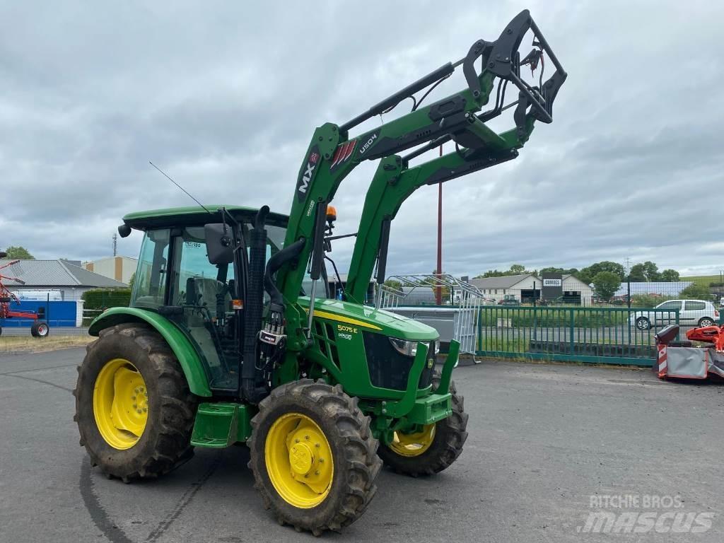 John Deere 5075E Traktorer