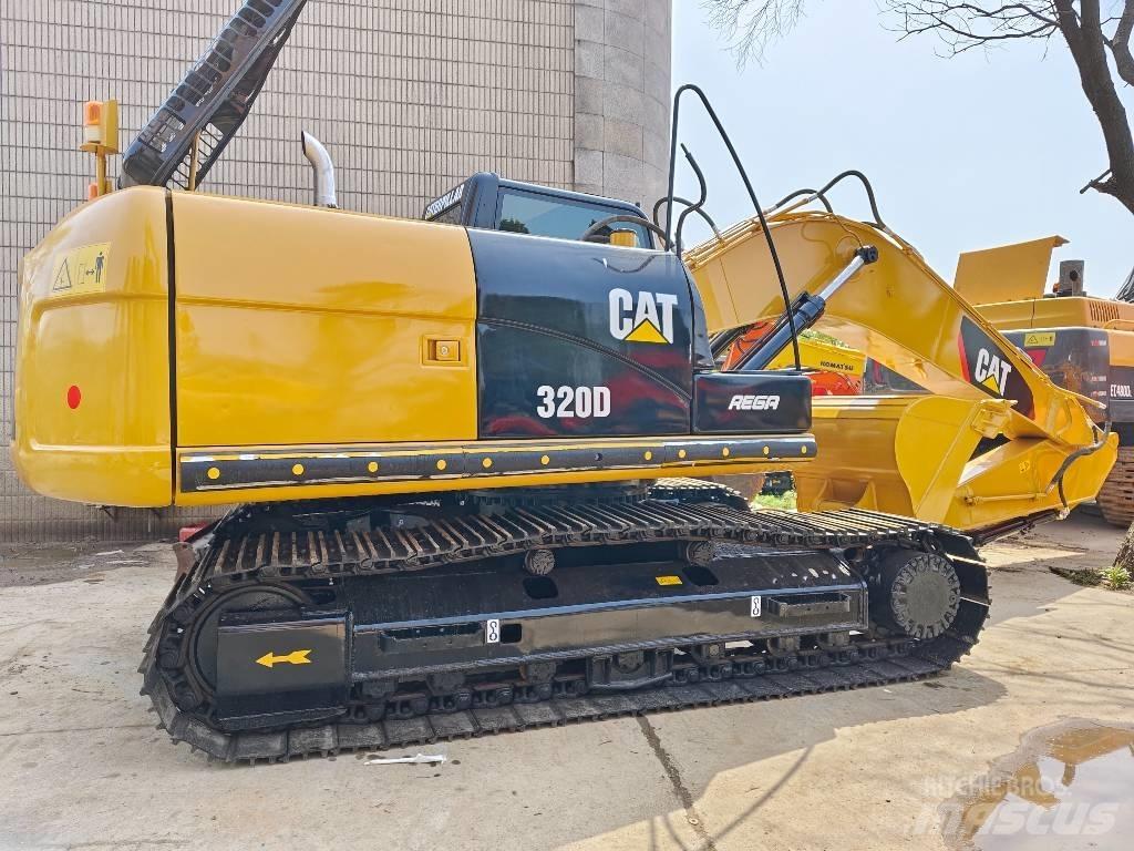 CAT 320 D Bandgrävare