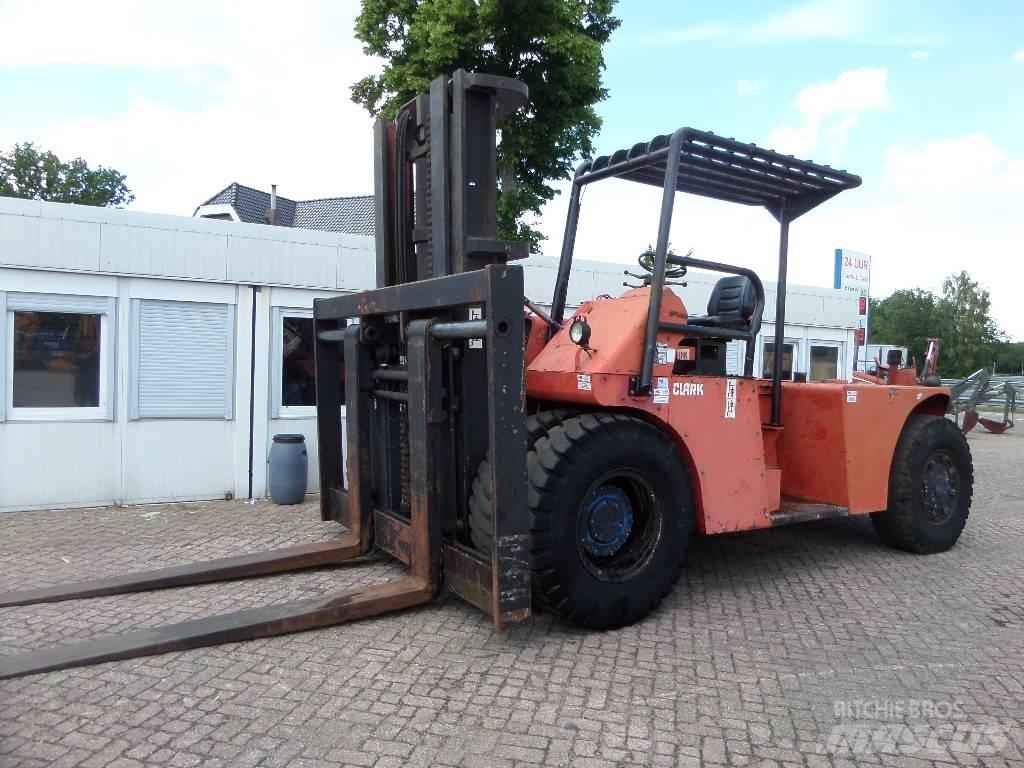 Clark CY450BD Dieselmotviktstruckar