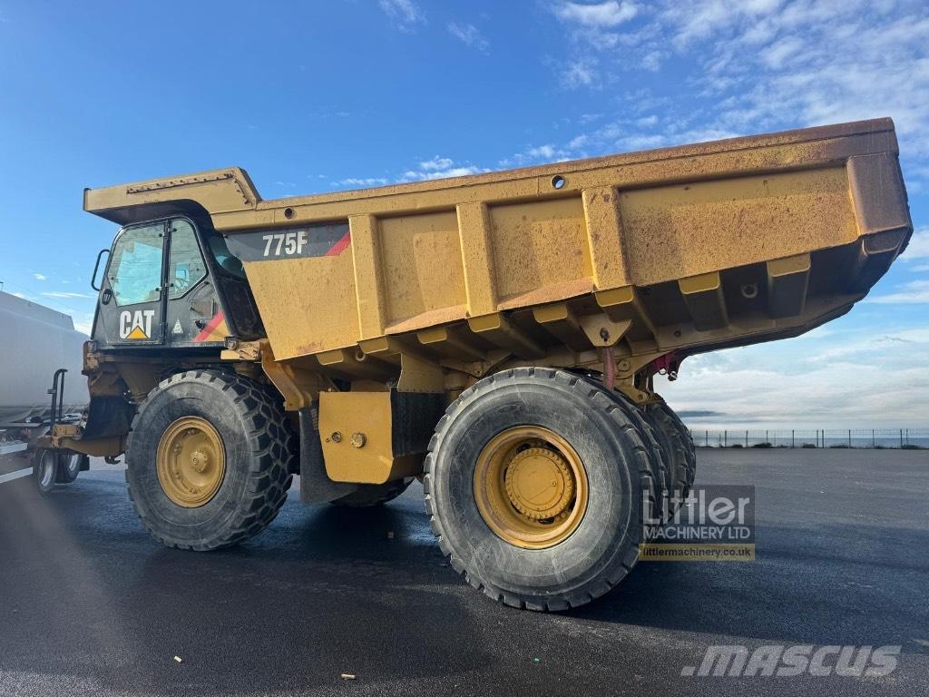 CAT 775 F Gruvtruck