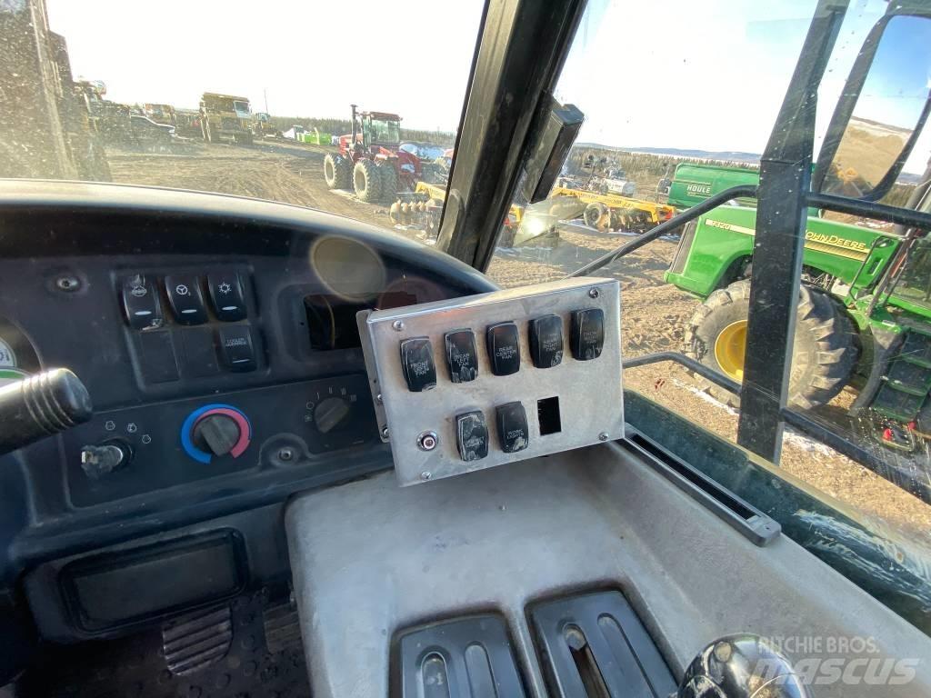 CAT 740 B Midjestyrd dumper