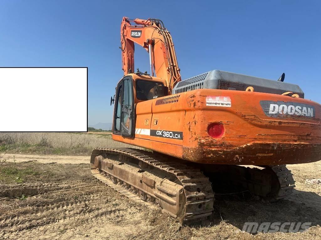 Doosan DX 360 LCA Bandgrävare