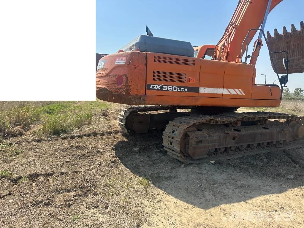 Doosan DX 360 LCA Bandgrävare