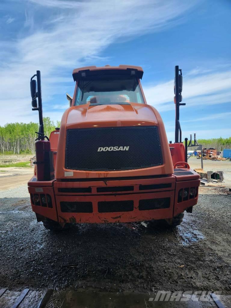 Doosan DA 30 Midjestyrd dumper