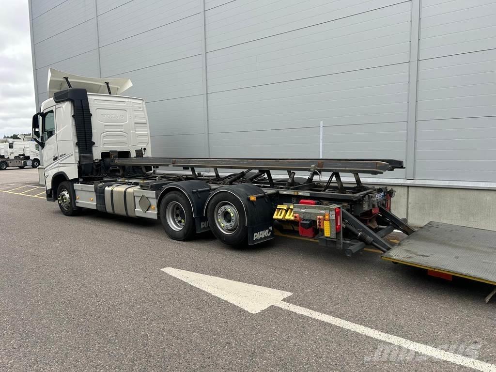Volvo FH Lastväxlare med kabellift
