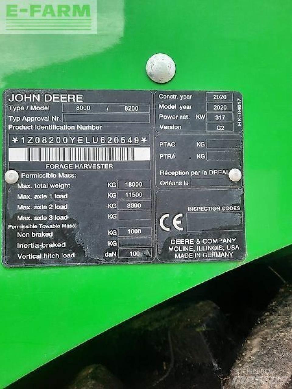 John Deere 8200i Självgående fälthackar