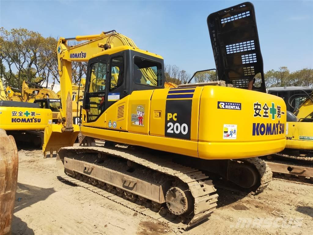 Komatsu PC200-7 Bandgrävare