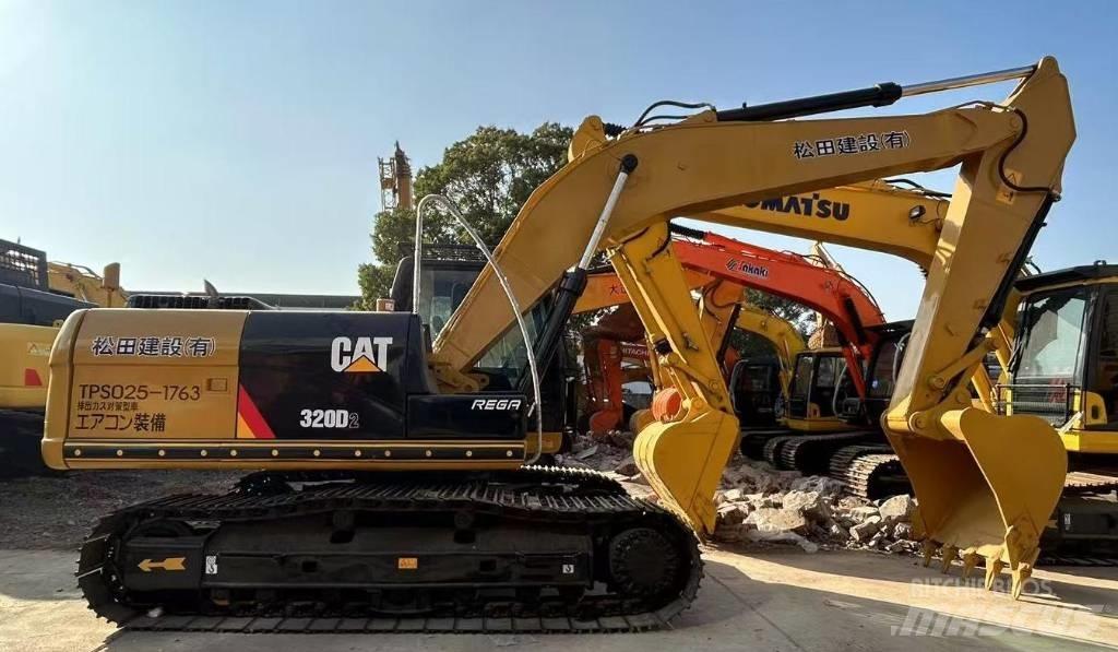 CAT 320D2 Bandgrävare