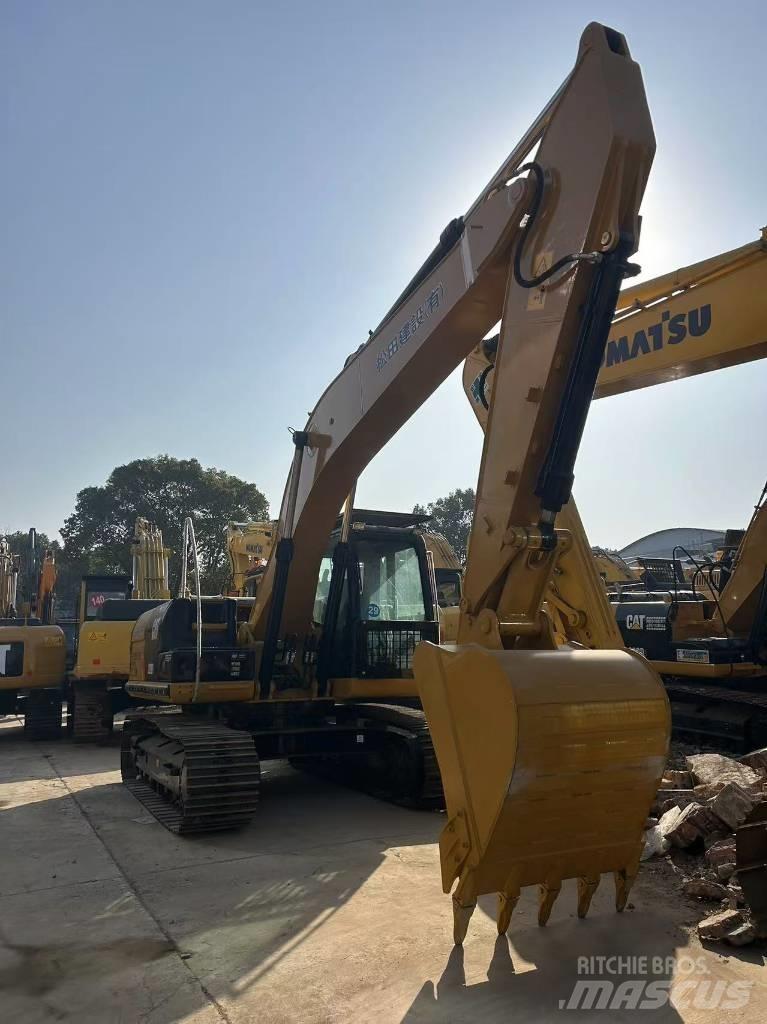 CAT 320D2 Bandgrävare