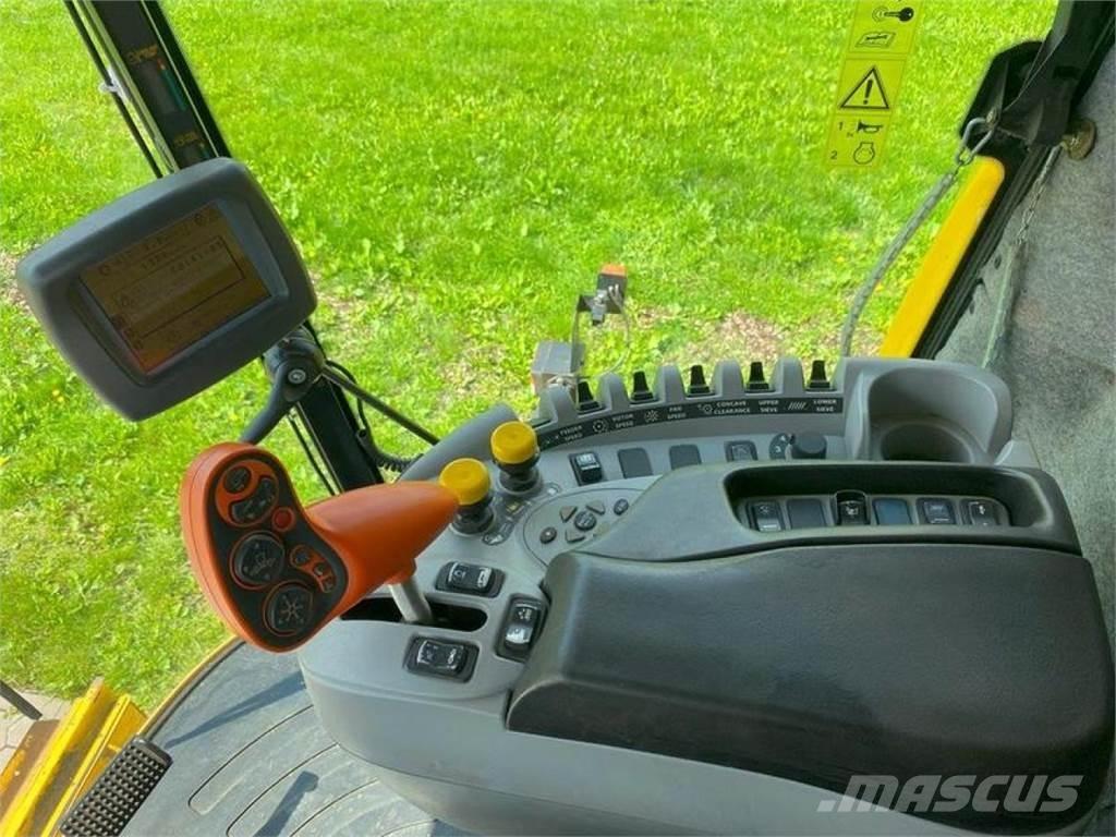 New Holland CX 880 Skördetröskor