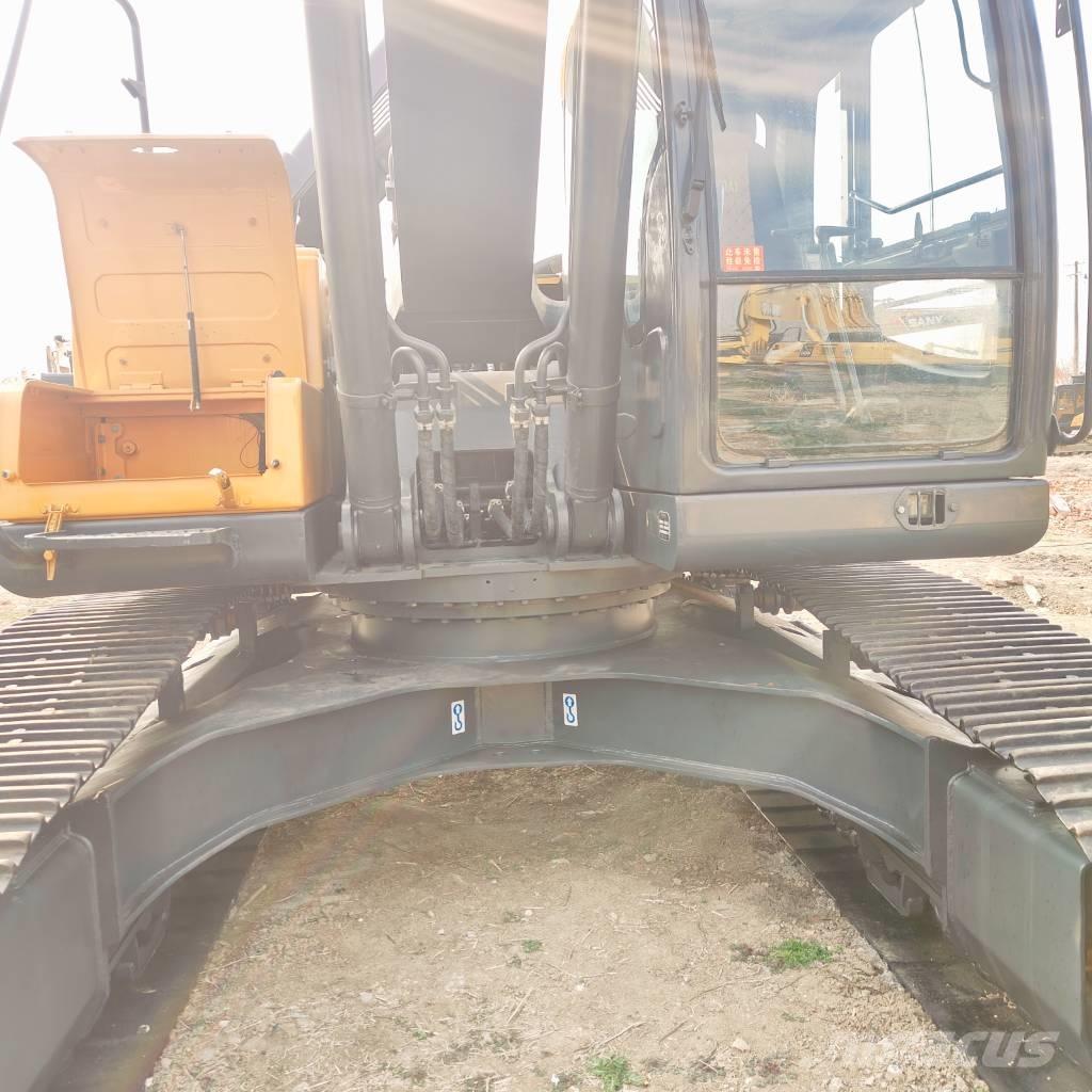 Hyundai R220LC-9S Bandgrävare